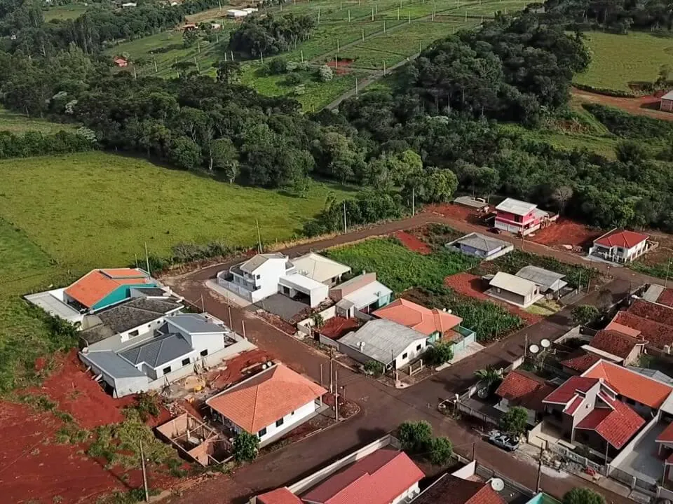 Casas construídas em loteamento Bella Casa em Manoel Ribas-PR